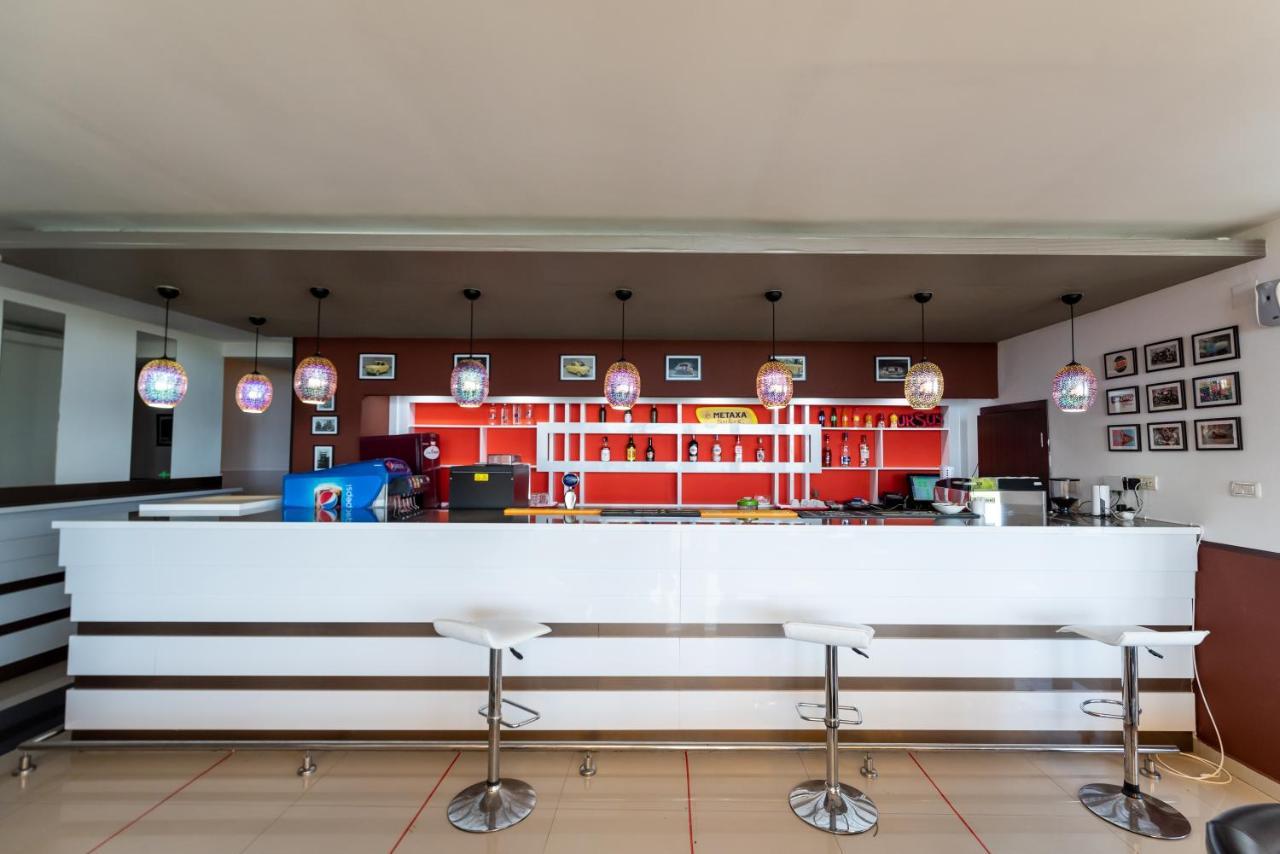 יופיטר Hotel Capitol מראה חיצוני תמונה