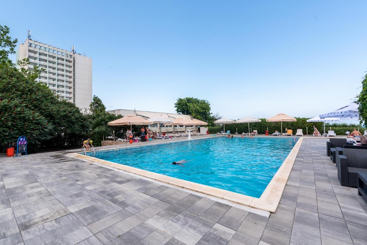 יופיטר Hotel Capitol מראה חיצוני תמונה