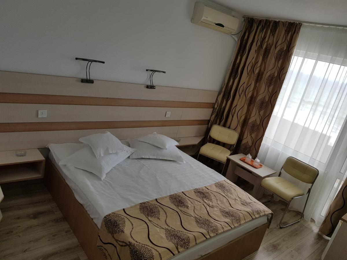 יופיטר Hotel Capitol מראה חיצוני תמונה