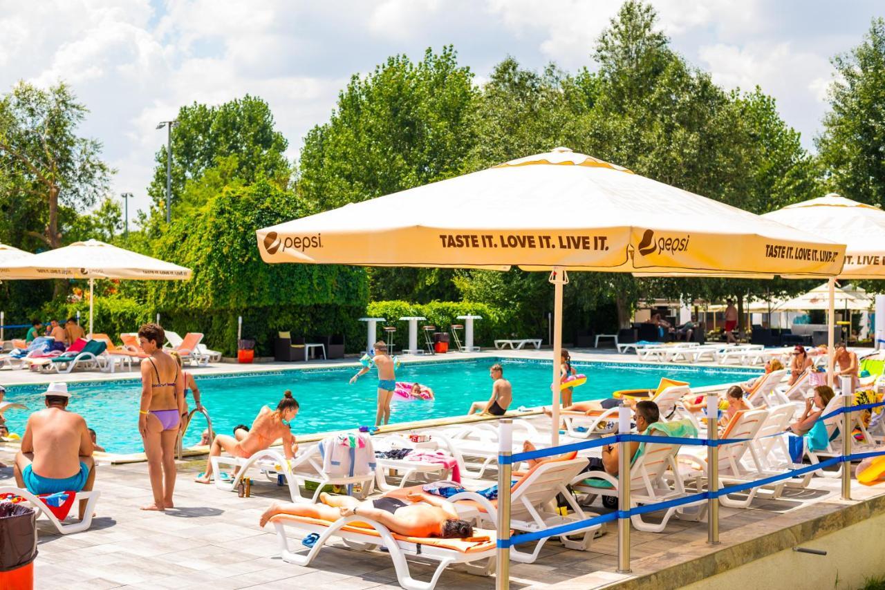 יופיטר Hotel Capitol מראה חיצוני תמונה