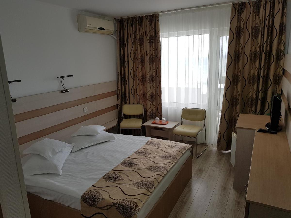 יופיטר Hotel Capitol מראה חיצוני תמונה