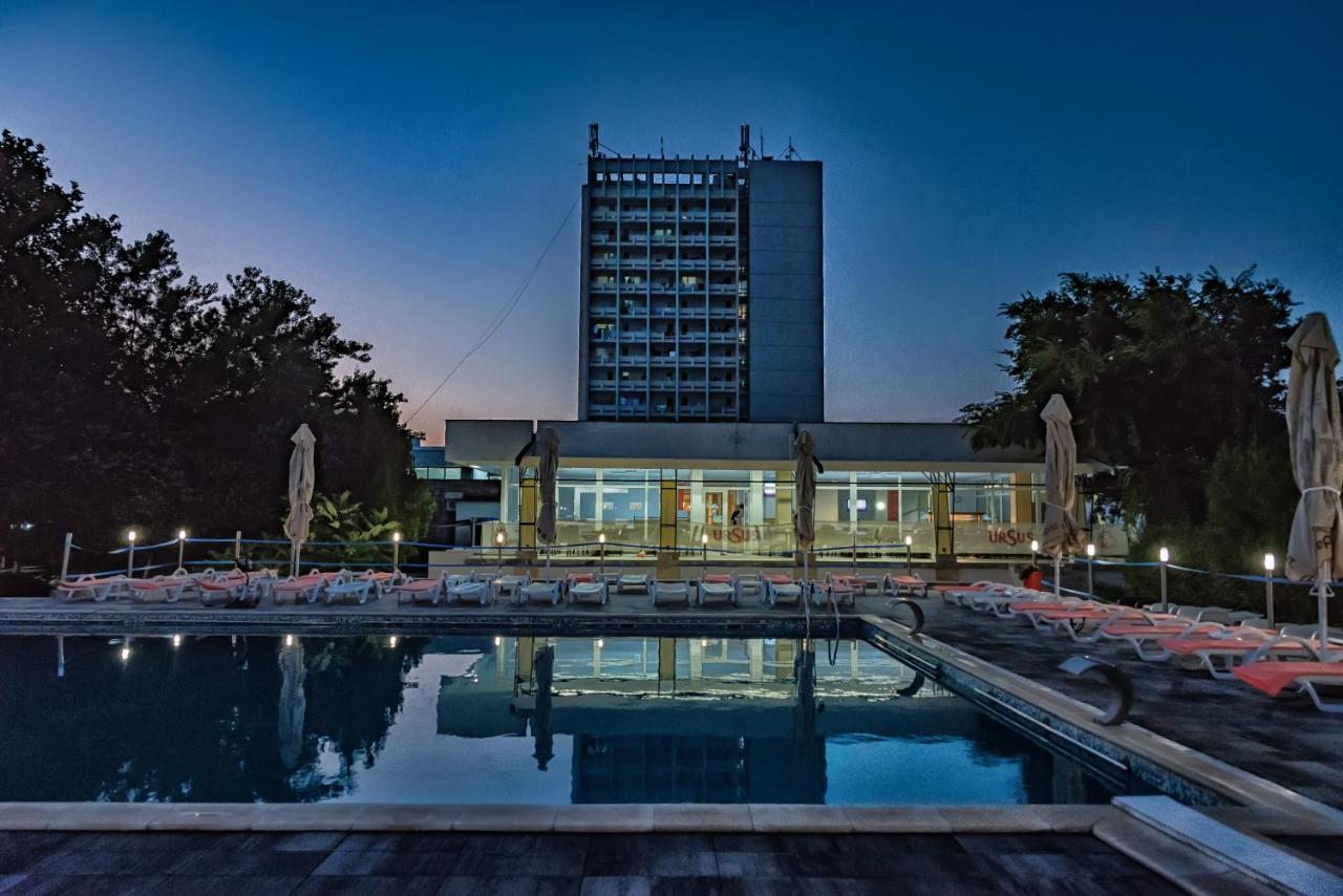 יופיטר Hotel Capitol מראה חיצוני תמונה