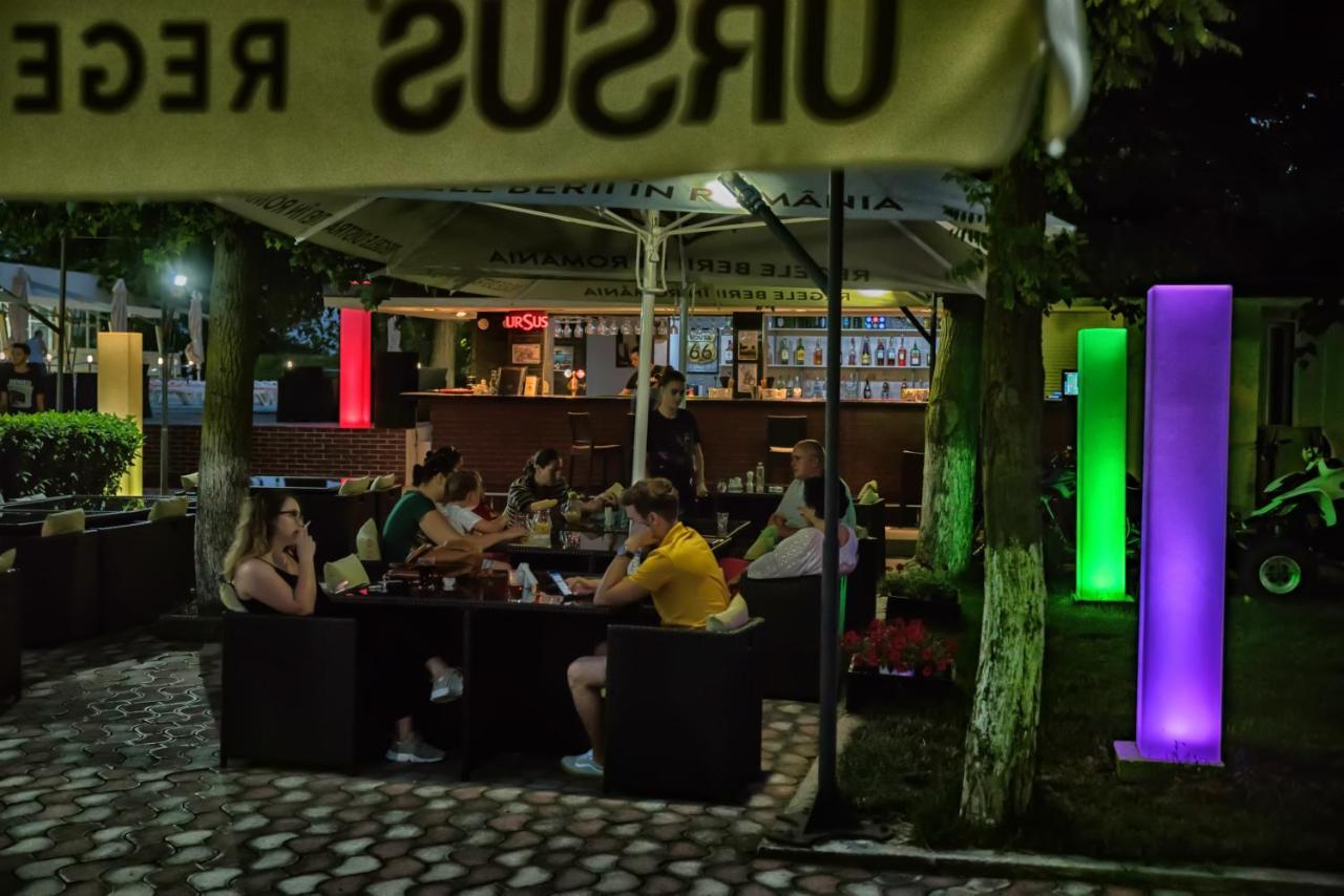יופיטר Hotel Capitol מראה חיצוני תמונה